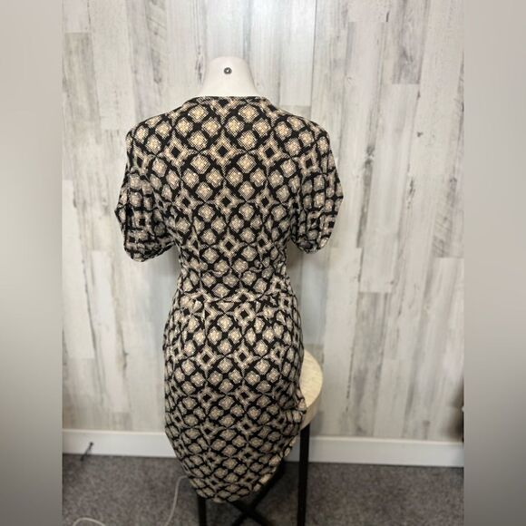 Dress  - Picture 6 of 8